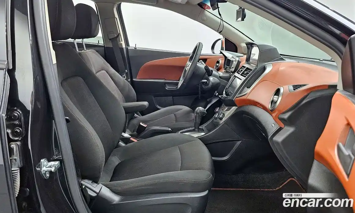 Chevrolet Aveo 2013 1.6 автомат (гидро), фото 17
