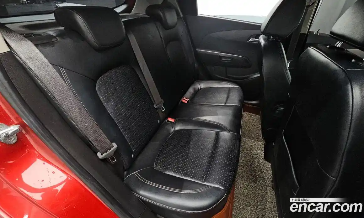 Chevrolet Aveo 2012 1.6 автомат (гидро), фото 18