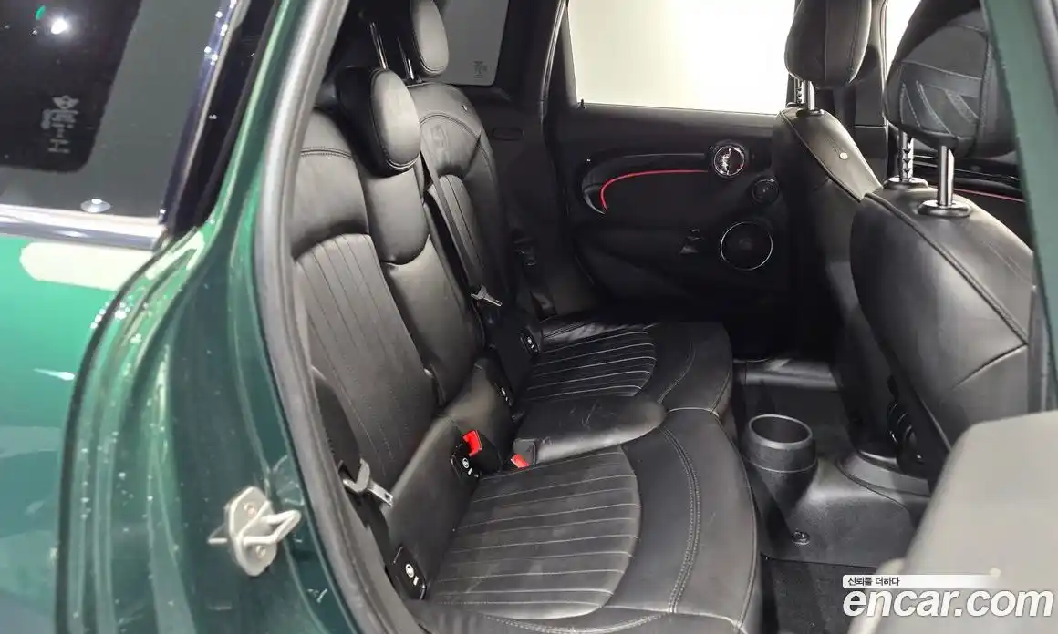 Mini Cooper 2015 2.0 автомат (гидро), фото 16