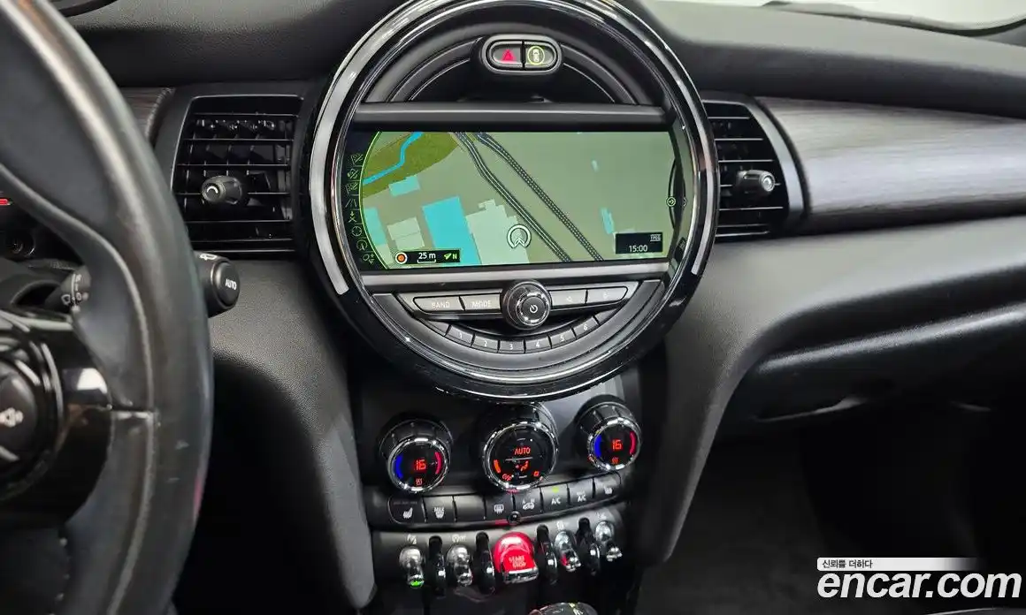 Mini Cooper 2015 2.0 автомат (гидро), фото 17