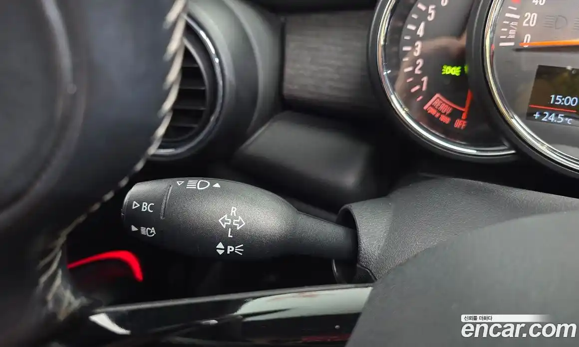Mini Cooper 2015 2.0 автомат (гидро), фото 26