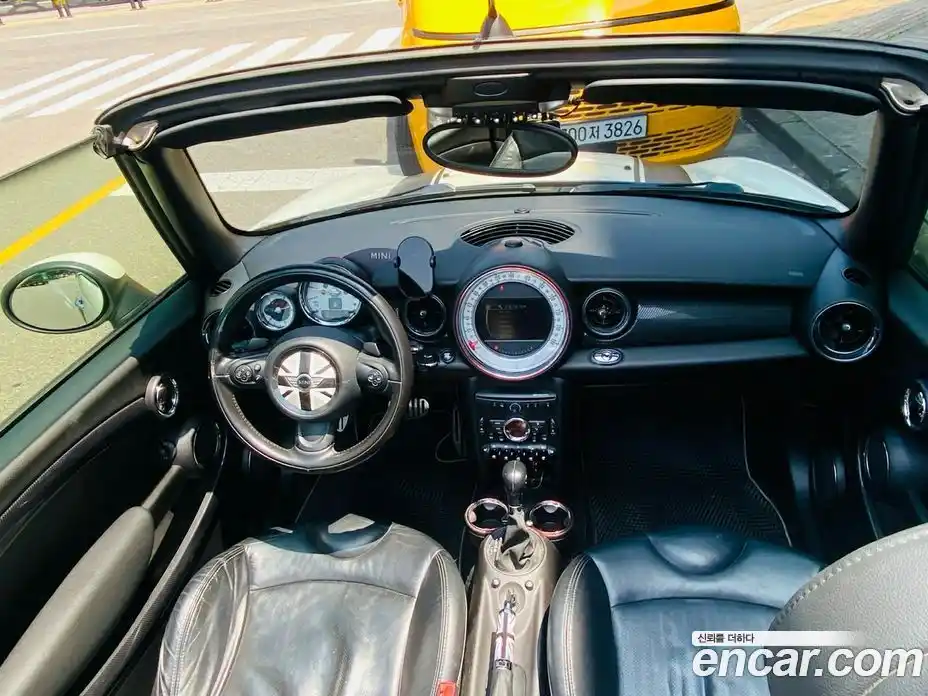 Mini Cooper Convertible 2011 1.6 автомат (гидро), фото 11