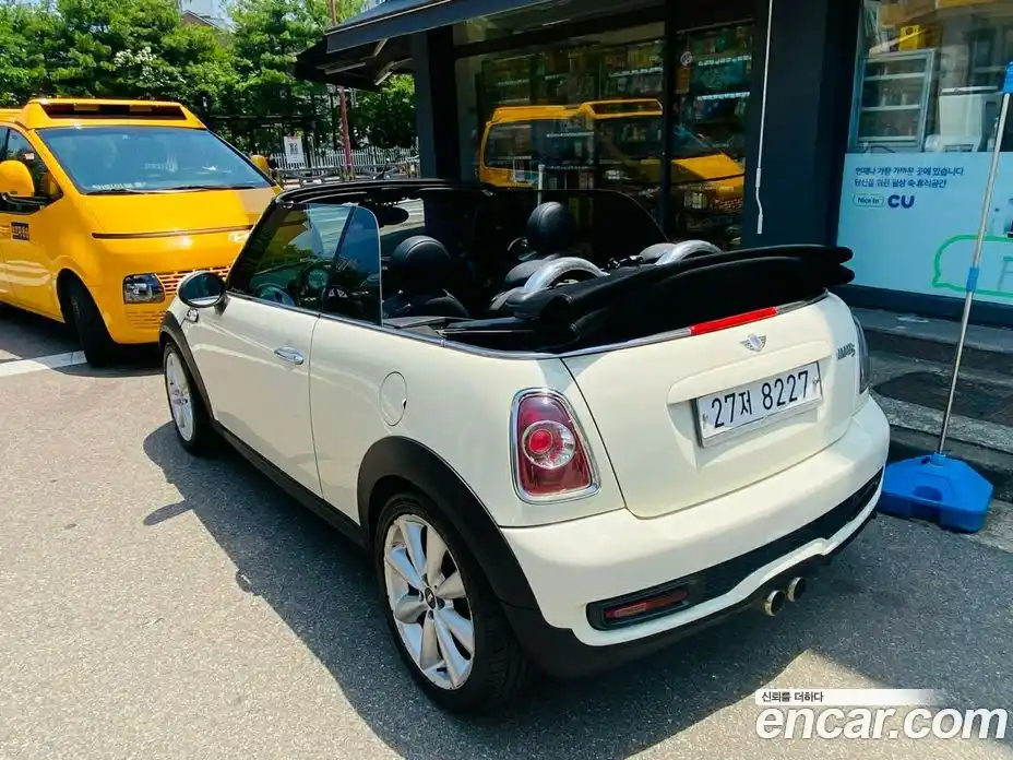 Mini Cooper Convertible 2011 1.6 автомат (гидро), фото 15