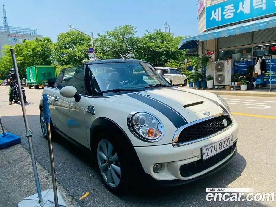Mini Cooper Convertible 2011 1.6 автомат (гидро), фото 20