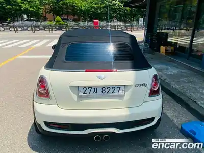 Mini Cooper Convertible 2011 1.6 автомат (гидро), миниатюра 5