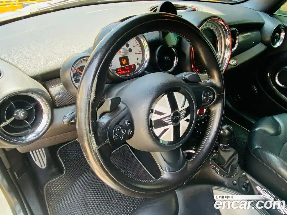 Mini Cooper Convertible 2011 1.6 автомат (гидро), фото 7