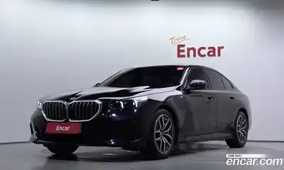 BMW 5 серия, 2025, 9 295 км