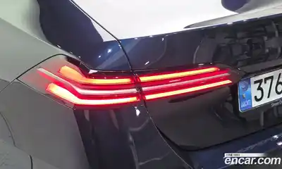 BMW 5 серия 2025 2.0 автомат (гидро), миниатюра 9