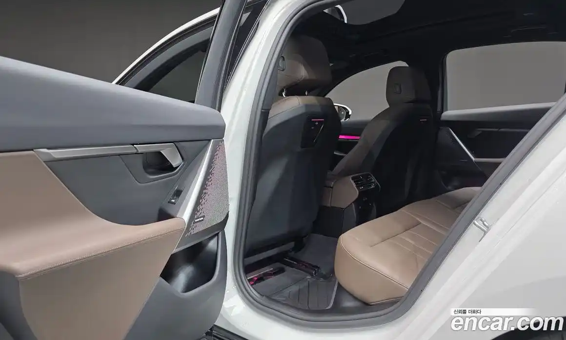 BMW 5 серия 2025 2.0 автомат (гидро), фото 29