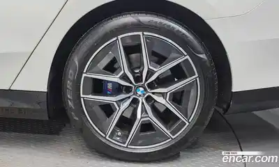 BMW 5 серия 2025 2.0 автомат (гидро), миниатюра 7