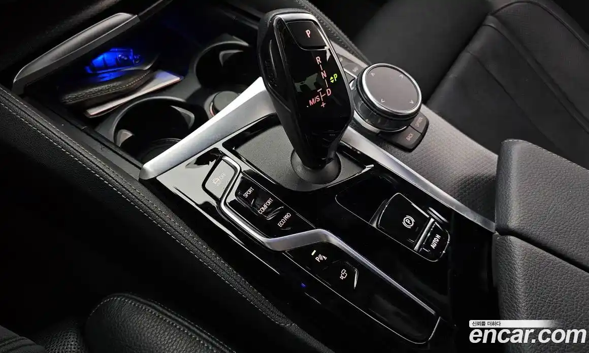 BMW 5 серия 2023 2.0 автомат (гидро), фото 12