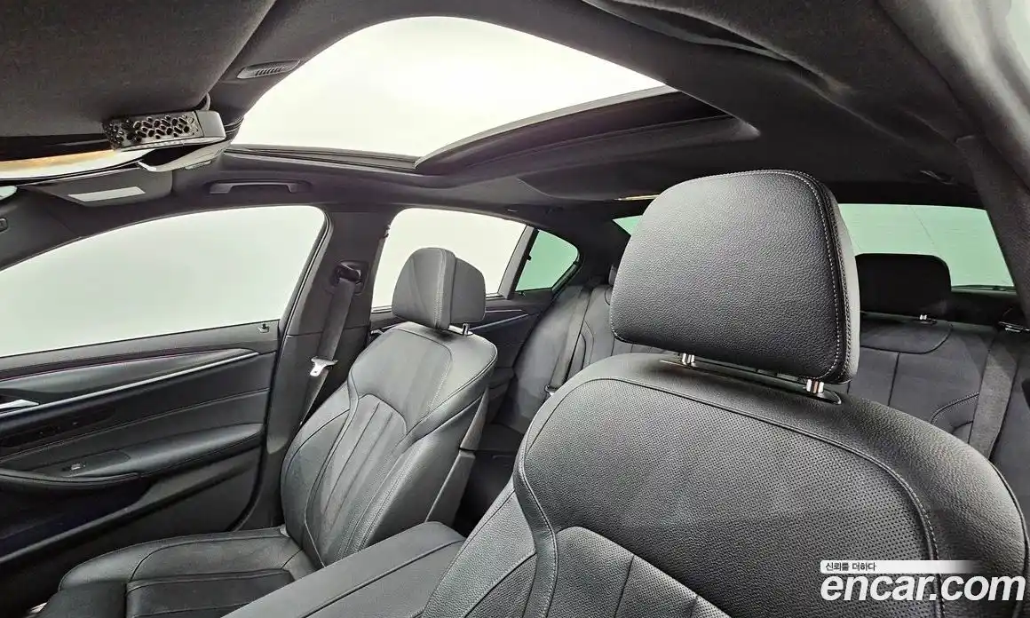 BMW 5 серия 2023 2.0 автомат (гидро), фото 24
