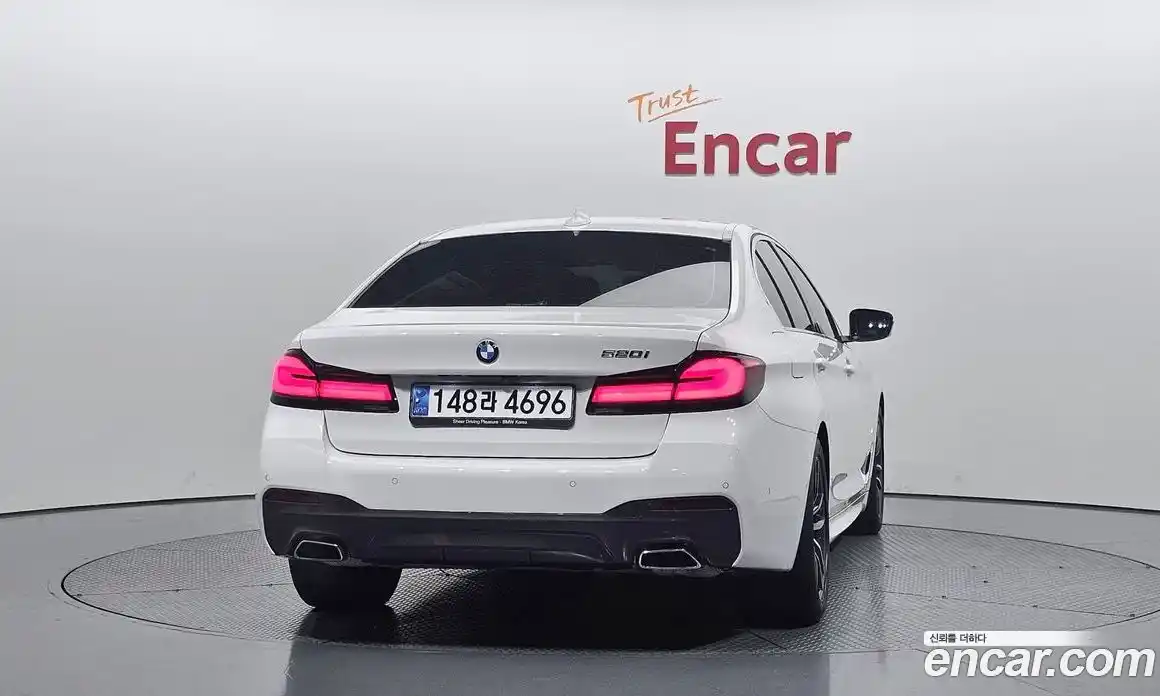 BMW 5 серия 2023 2.0 автомат (гидро), фото 4