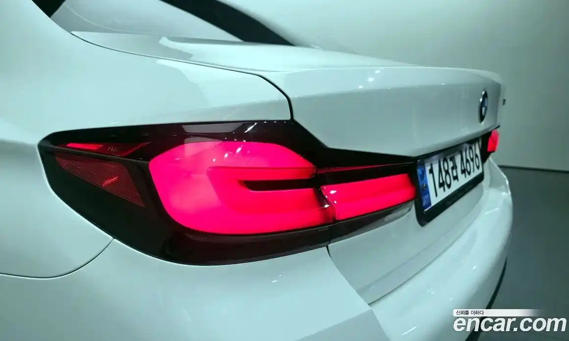 BMW 5 серия 2023 2.0 автомат (гидро), фото 9