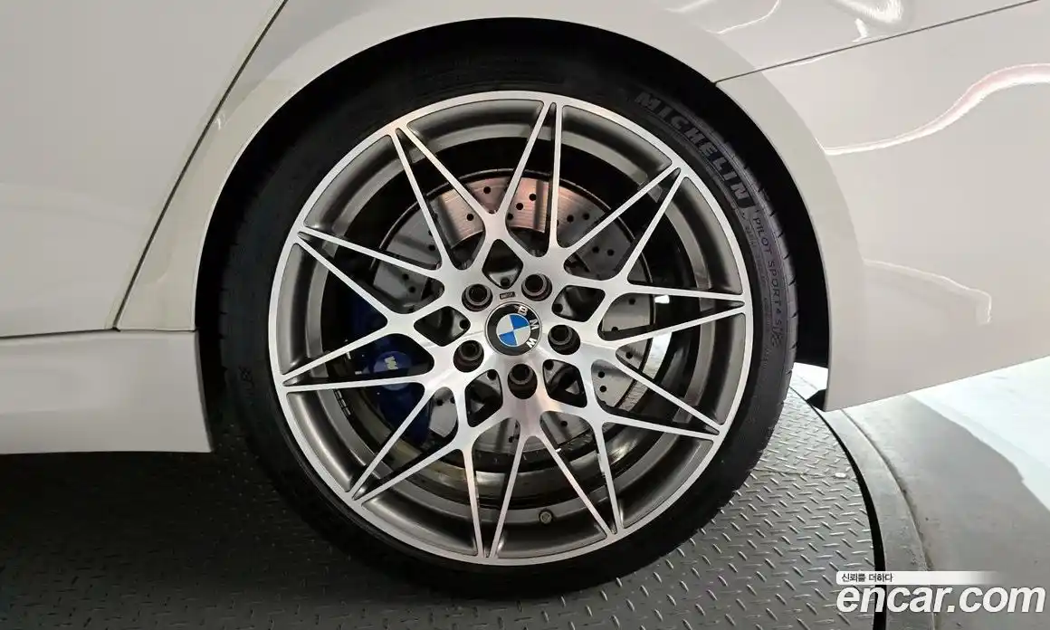 BMW M3 2018 3.0 автомат (гидро), фото 7