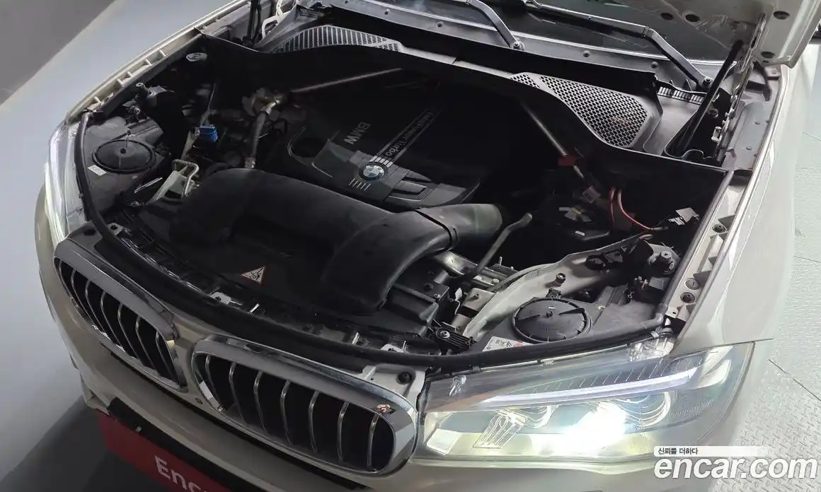 BMW X5 2015 3.0 автомат (гидро), фото 6