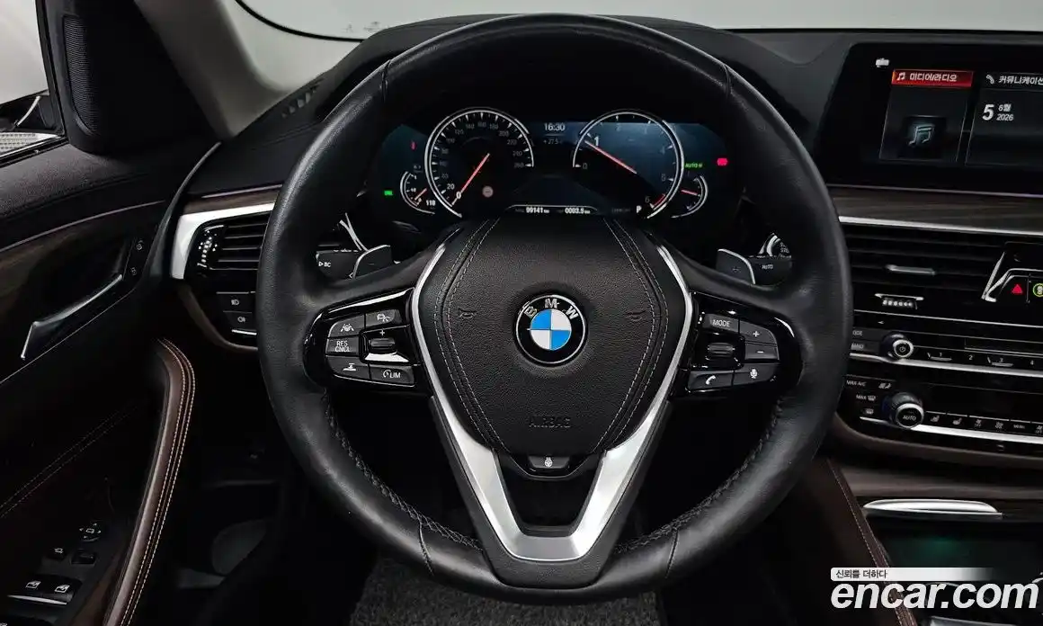 BMW 5 серия 2018 2.0 автомат (гидро), фото 18