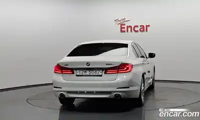 BMW 5 серия 2018 2.0 автомат (гидро), миниатюра 3