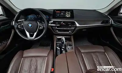 BMW 5 серия 2018 2.0 автомат (гидро), миниатюра 9