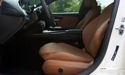 Mercedes-Benz E-Class 2024 2.0 автомат (гидро), миниатюра 8