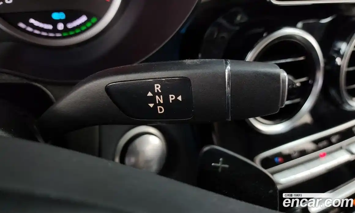 Mercedes-Benz GLC-Class 2019 2.0 гидро, фото 12 Mercedes-Benz GLC-Class 2019 2.0 гидро, фото 12