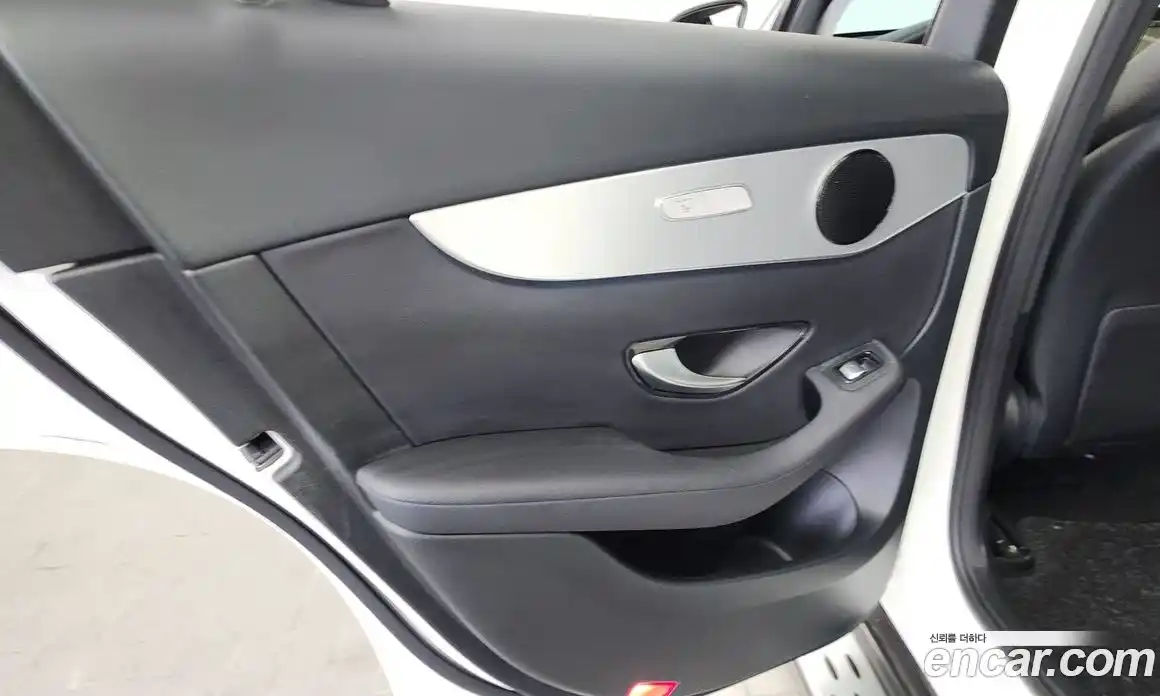 Mercedes-Benz GLC-Class 2019 2.0 гидро, фото 15 Mercedes-Benz GLC-Class 2019 2.0 гидро, фото 15