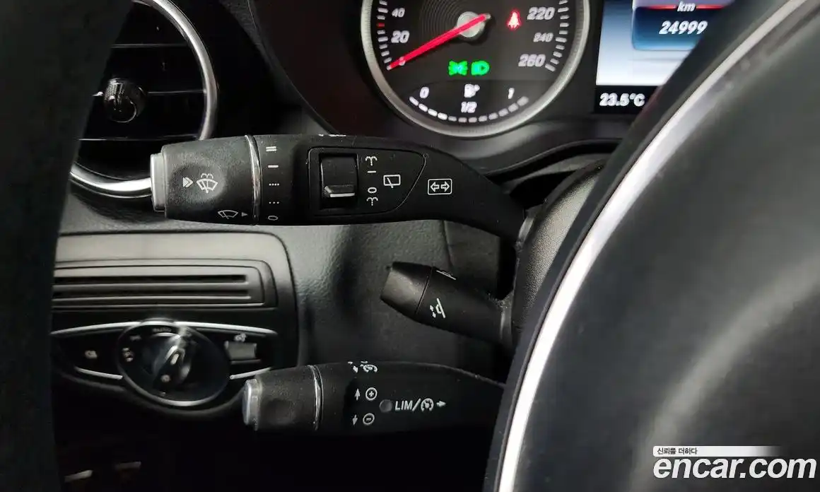 Mercedes-Benz GLC-Class 2019 2.0 гидро, фото 24 Mercedes-Benz GLC-Class 2019 2.0 гидро, фото 24