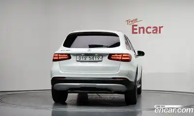 Mercedes-Benz GLC-Class 2019 2.0 гидро, миниатюра 4 Mercedes-Benz GLC-Class 2019 2.0 гидро, миниатюра 4