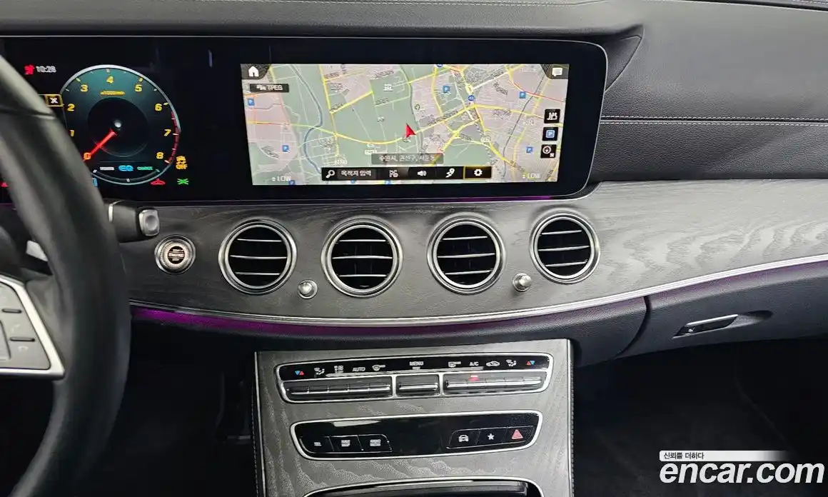 Mercedes-Benz E-Class 2022 2.0 автомат (гидро), фото 20