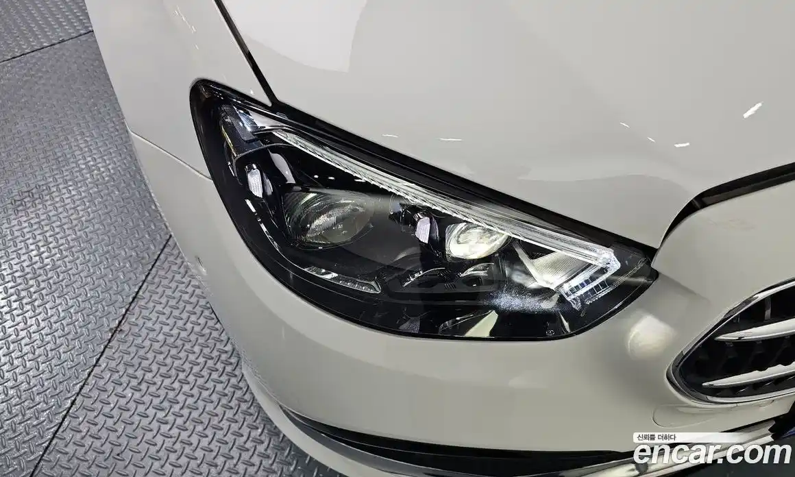 Mercedes-Benz E-Class 2022 2.0 автомат (гидро), фото 8