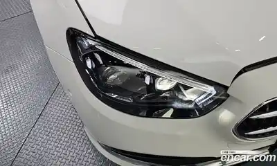 Mercedes-Benz E-Class 2022 2.0 автомат (гидро), миниатюра 8