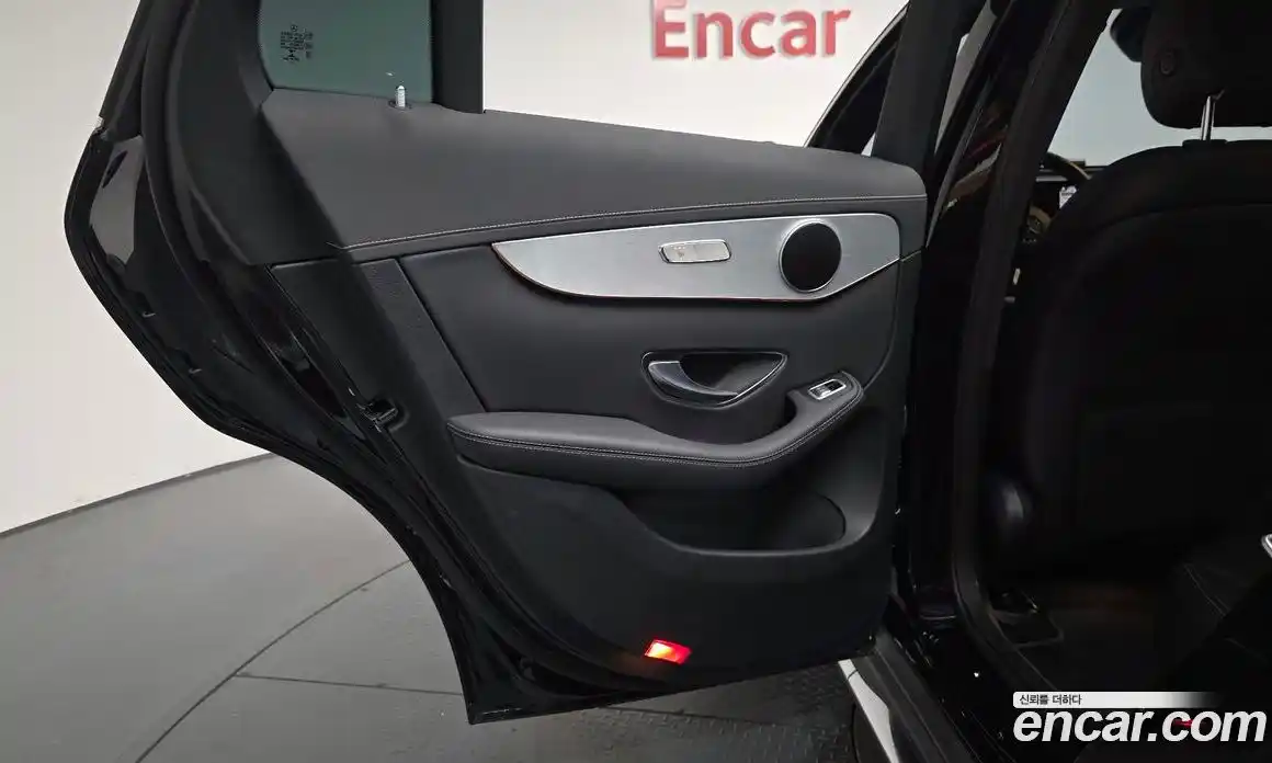Mercedes-Benz EQC 2020 0.2 гидро, фото 14 Mercedes-Benz EQC 2020 0.2 гидро, фото 14