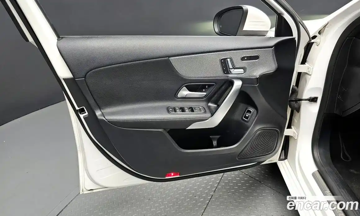 Mercedes-Benz A-Class 2020 2.0 гидро, фото 14 Mercedes-Benz A-Class 2020 2.0 гидро, фото 14