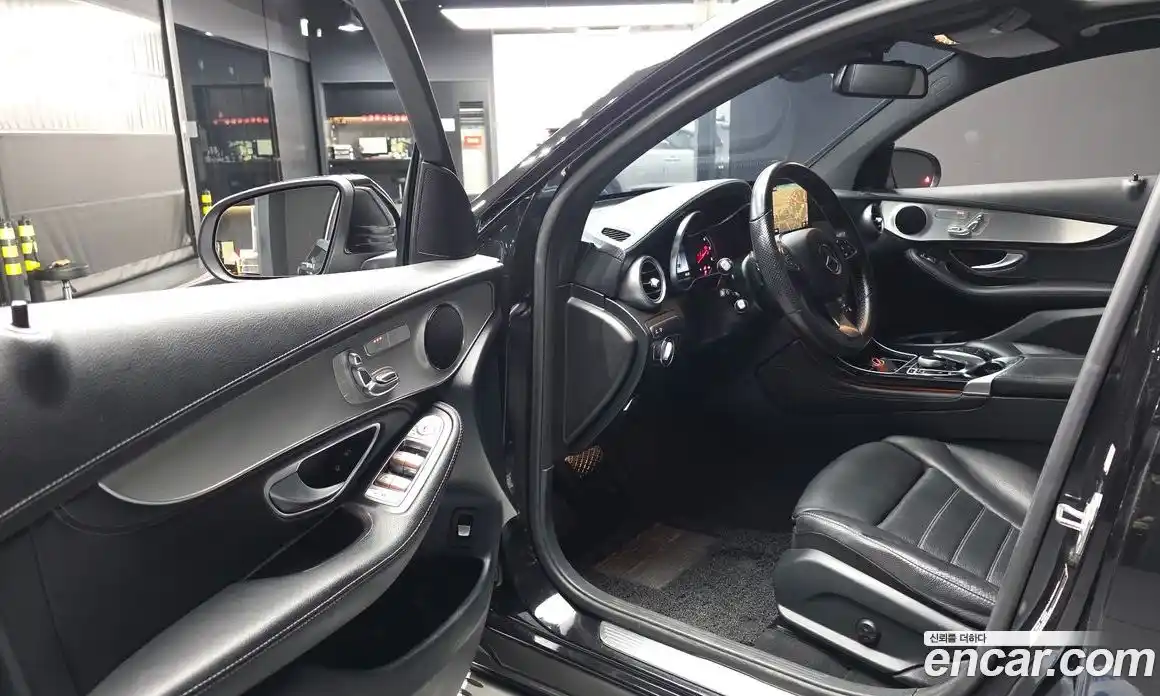 Mercedes-Benz GLC-Class 2018 2.1 гидро, фото 13 Mercedes-Benz GLC-Class 2018 2.1 гидро, фото 13