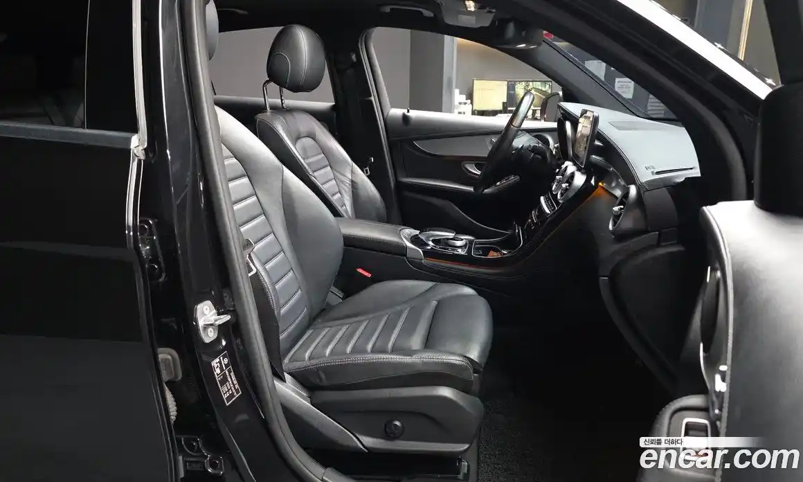 Mercedes-Benz GLC-Class 2018 2.1 гидро, фото 17 Mercedes-Benz GLC-Class 2018 2.1 гидро, фото 17