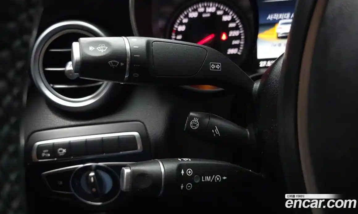 Mercedes-Benz GLC-Class 2018 2.1 гидро, фото 29 Mercedes-Benz GLC-Class 2018 2.1 гидро, фото 29