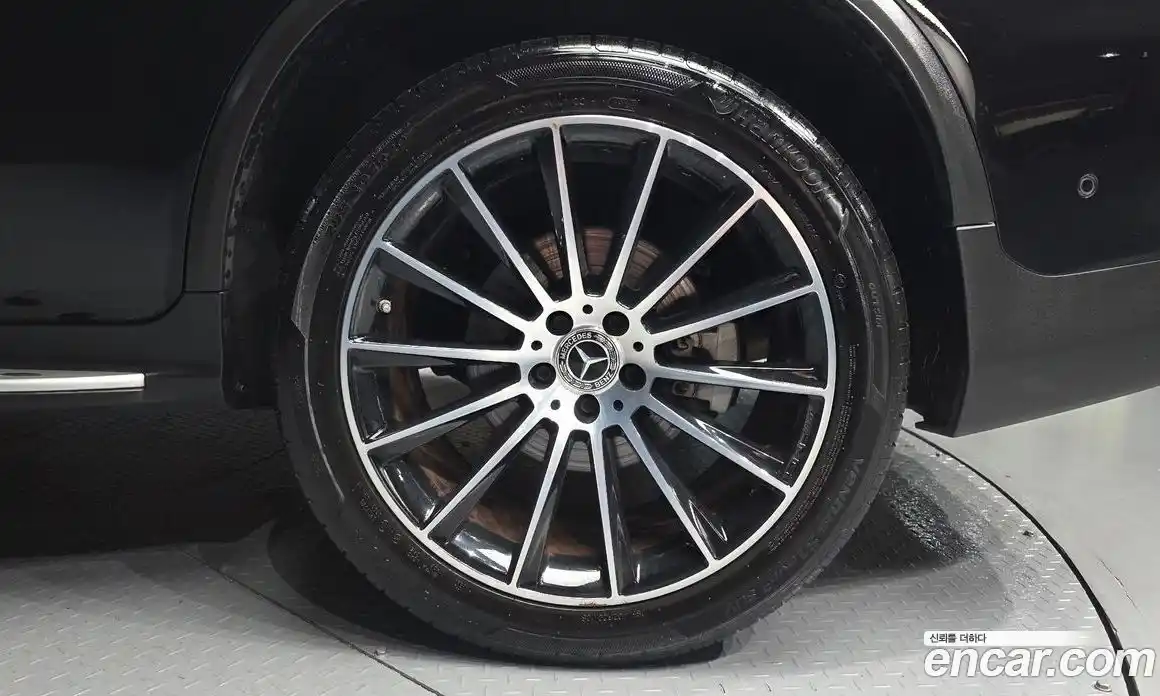 Mercedes-Benz GLC-Class 2018 2.1 гидро, фото 5 Mercedes-Benz GLC-Class 2018 2.1 гидро, фото 5
