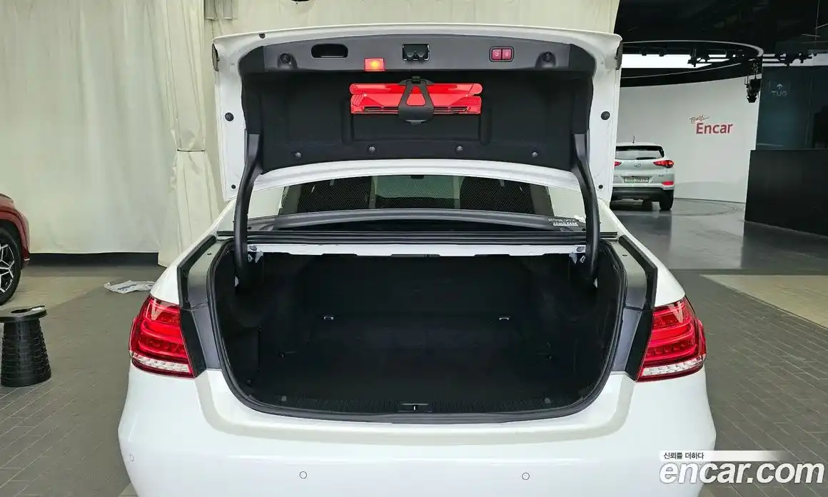 Mercedes-Benz E-Class 2015 3.5 автомат (гидро), фото 20