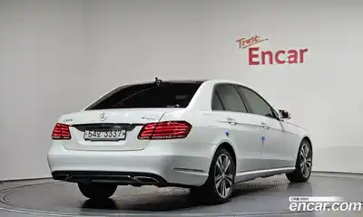 Mercedes-Benz E-Class 2015 3.5 автомат (гидро), миниатюра 2