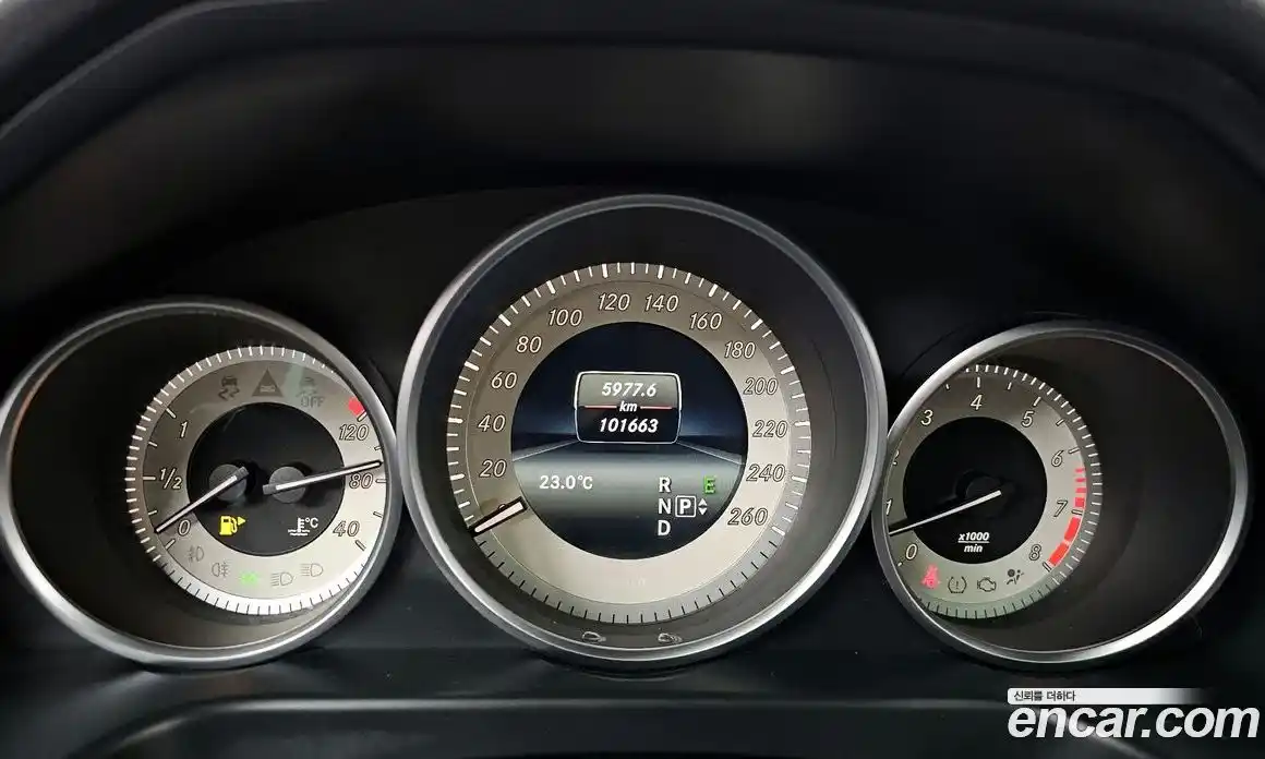 Mercedes-Benz E-Class 2015 3.5 автомат (гидро), фото 8