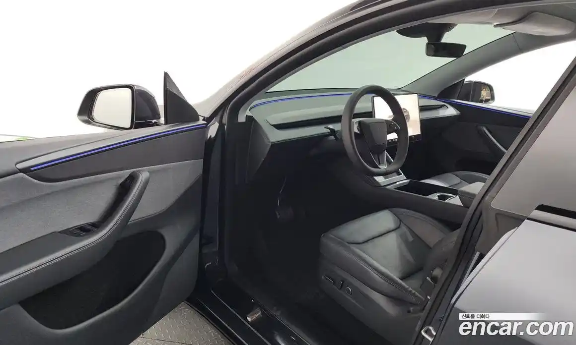 Tesla Model Y 2025 0.2 автомат (гидро), фото 13 Tesla Model Y 2025 0.2 автомат (гидро), фото 13