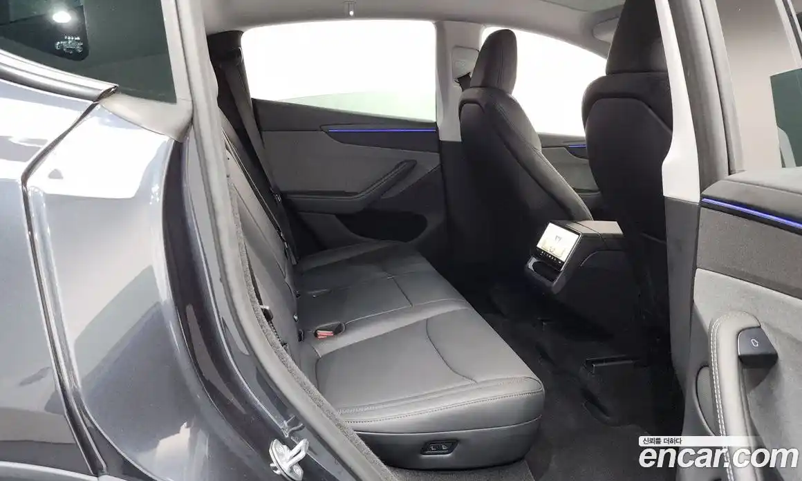 Tesla Model Y 2025 0.2 автомат (гидро), фото 17 Tesla Model Y 2025 0.2 автомат (гидро), фото 17