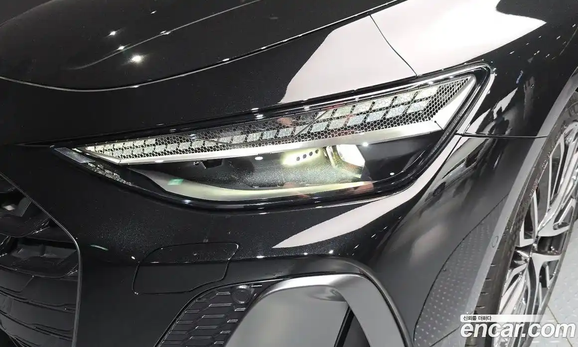 Audi A6 2026 3.0 автомат (гидро), фото 8
