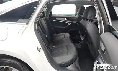Audi A6 2020 2.0 автомат (гидро), миниатюра 11