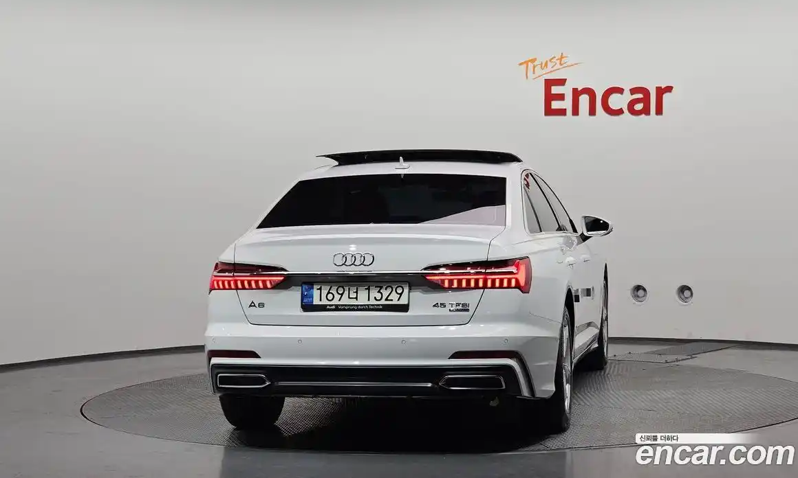 Audi A6 2020 2.0 автомат (гидро), фото 4