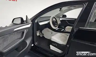 Tesla Model Y 2024 0.2 автомат (гидро), миниатюра 12