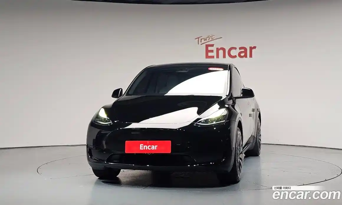 Tesla Model Y 2024 0.2 автомат (гидро), фото 2 Tesla Model Y 2024 0.2 автомат (гидро), фото 2
