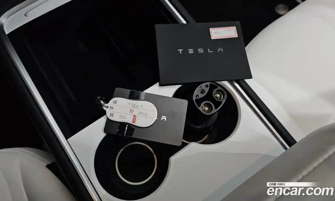 Tesla Model Y 2024 0.2 автомат (гидро), фото 28 Tesla Model Y 2024 0.2 автомат (гидро), фото 28