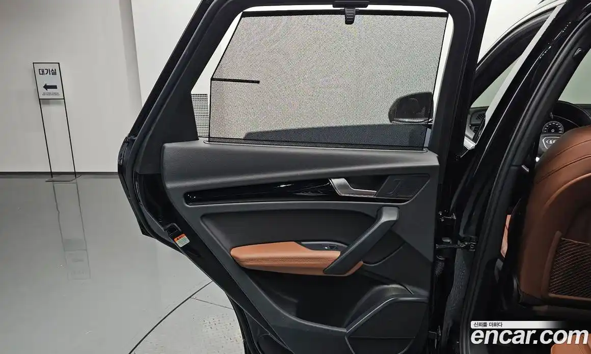 Audi Q5 2022 2.0 автомат (гидро), фото 14
