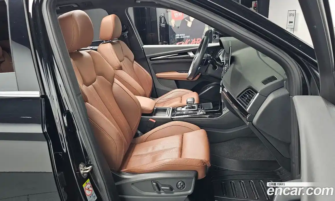 Audi Q5 2022 2.0 автомат (гидро), фото 15